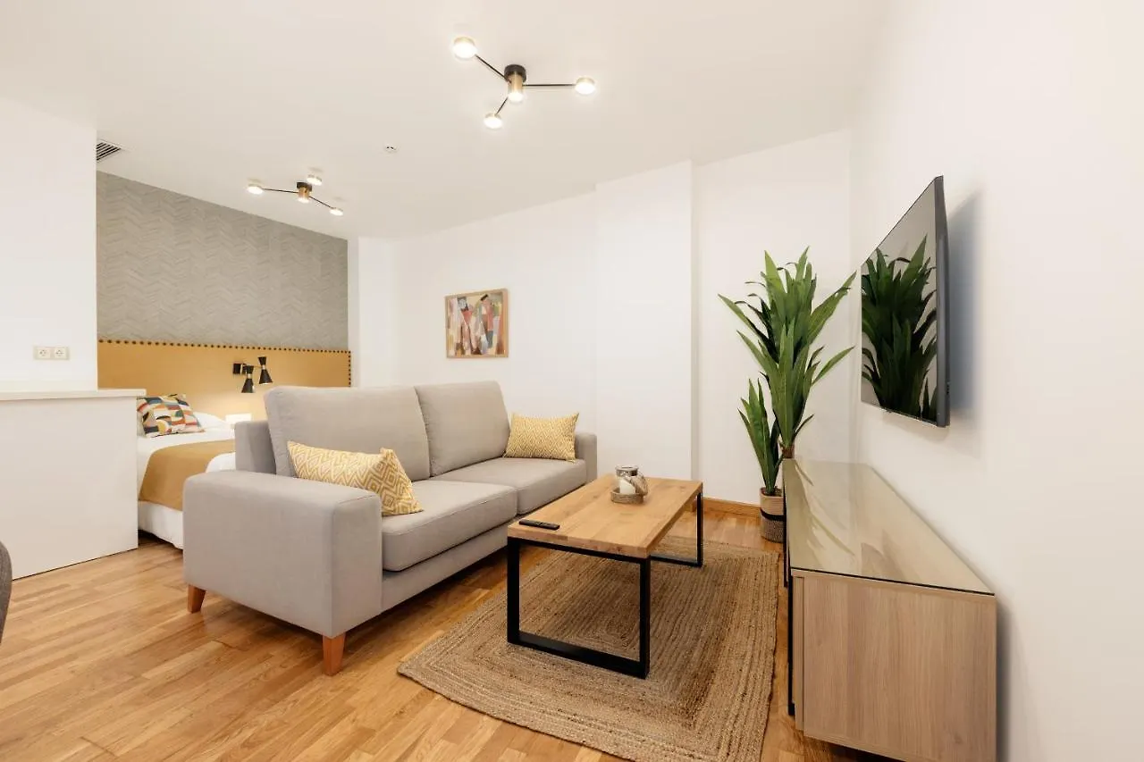 Apartment Apartamentos Debambu Malaga